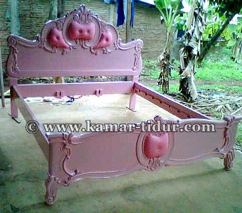 Tempat Tidur Warna Pink Pesanan Ibu Elis Sulawasi